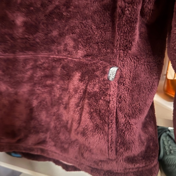 The North Face Women's Sweater in Deep Burgundy | Large - Picture 4 of 6
